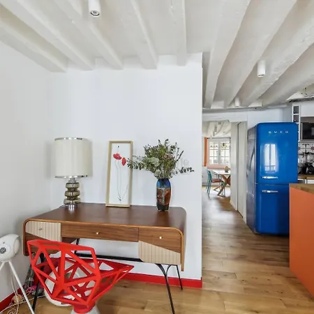 Apartment Charming Marais Flat *